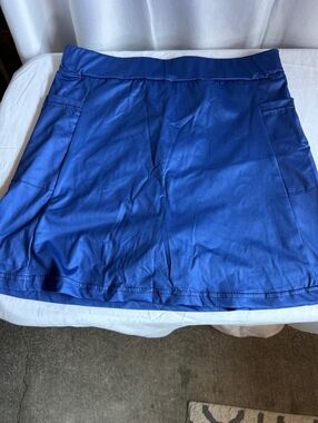 Active skort